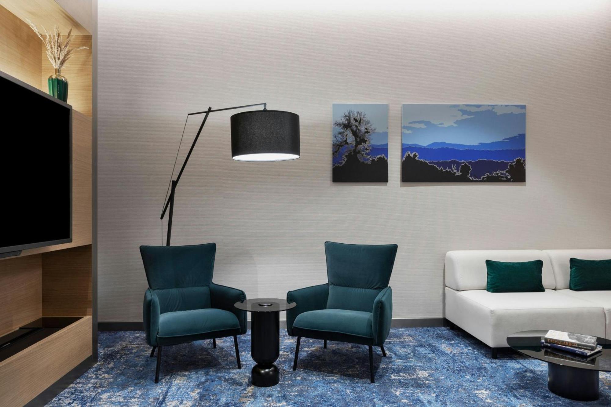Courtyard By Marriott Batumi Hotel Екстериор снимка