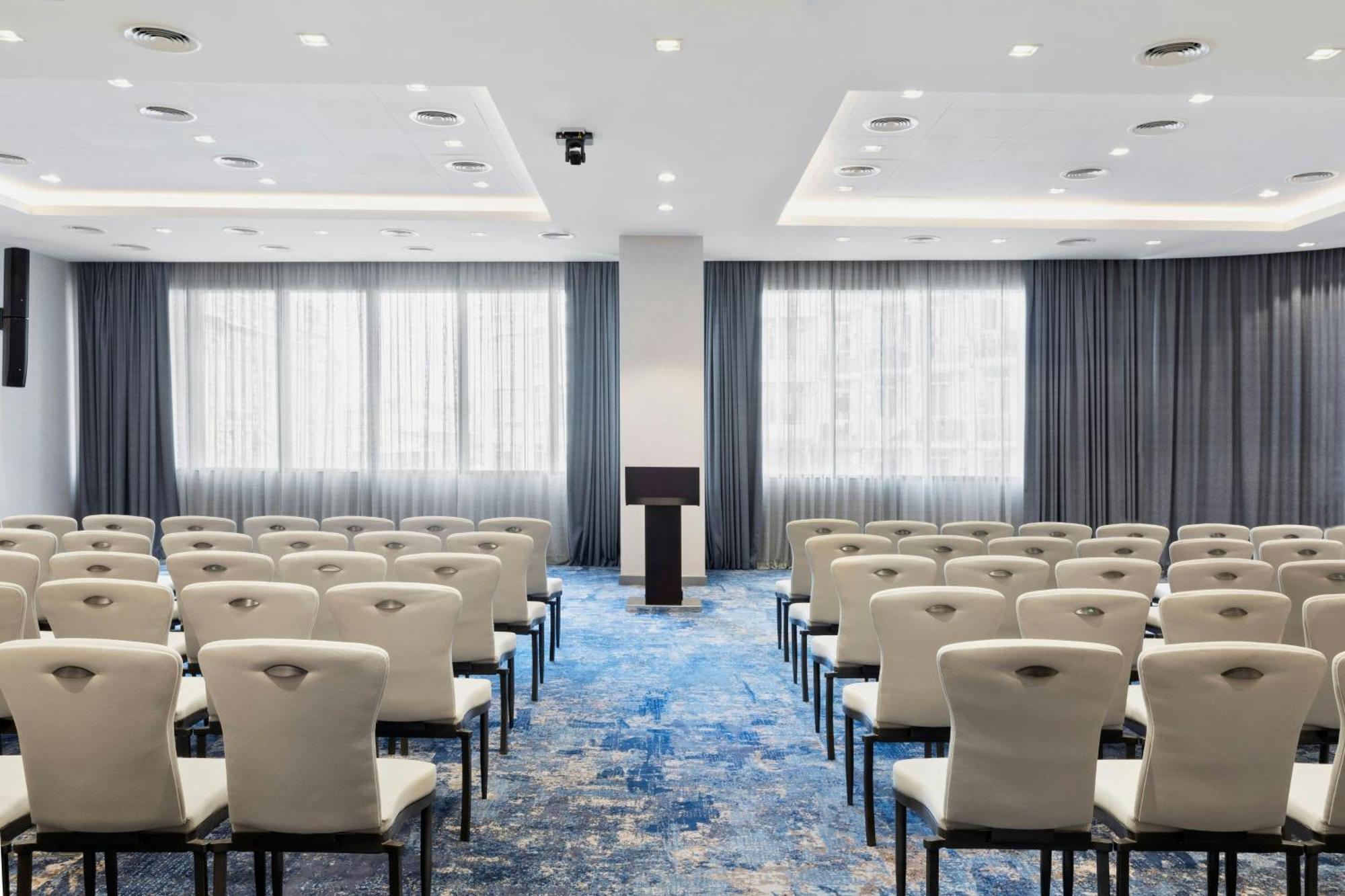 Courtyard By Marriott Batumi Hotel Екстериор снимка