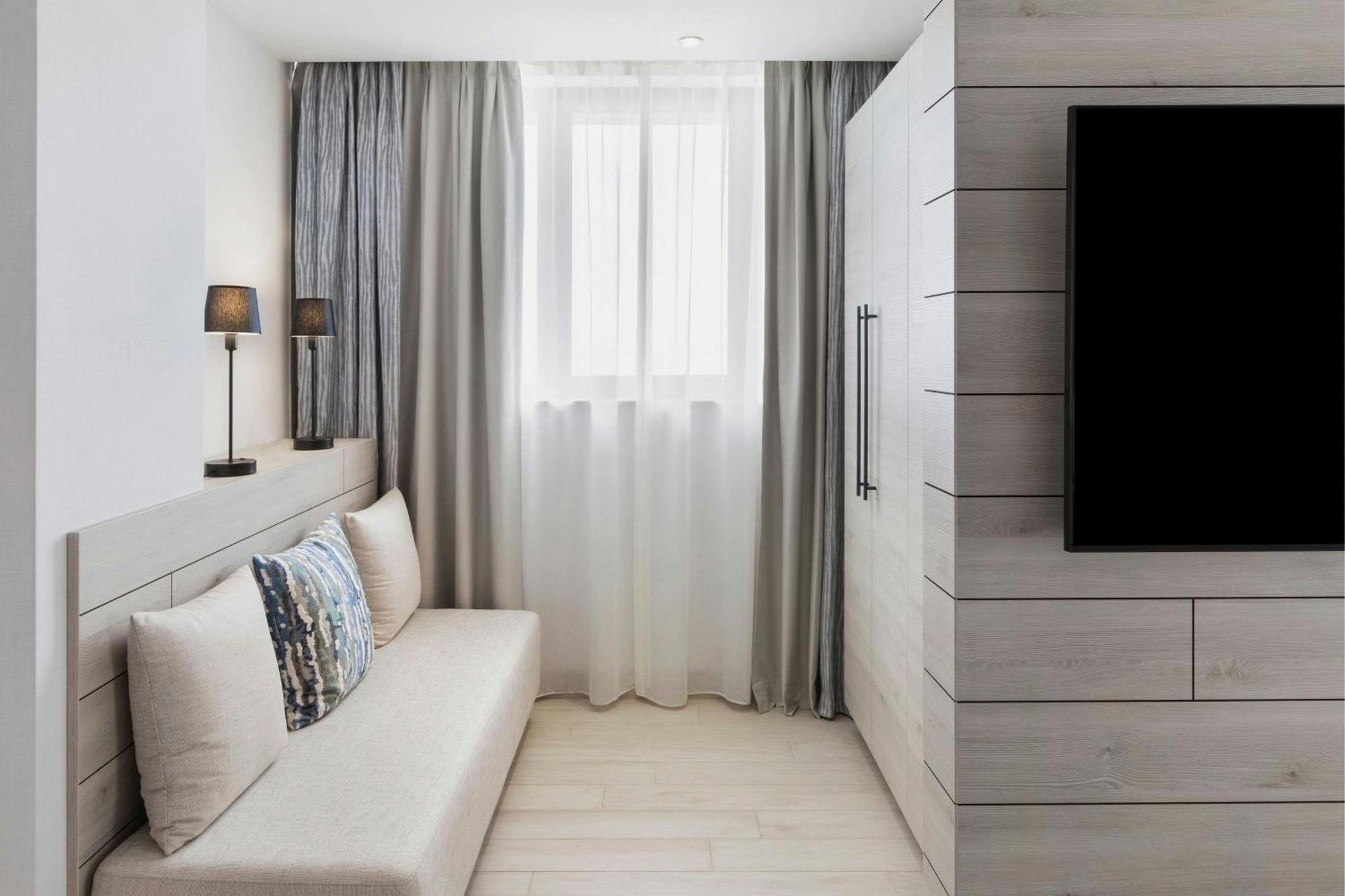 Courtyard By Marriott Batumi Hotel Екстериор снимка