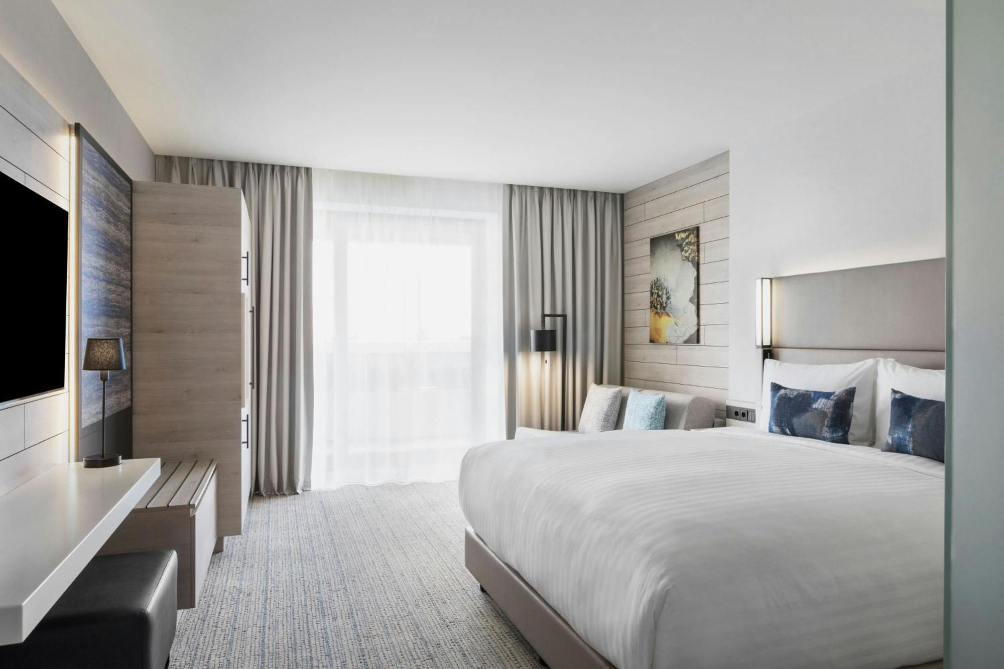 Courtyard By Marriott Batumi Hotel Екстериор снимка